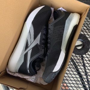 NEW Reebok nano 9 men’s training shoe (10.5)